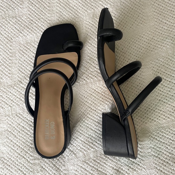 BLACK Bleecker and Bond “Cecelia” | Mule Toe Chunky Heel Sandals - Picture 1 of 4